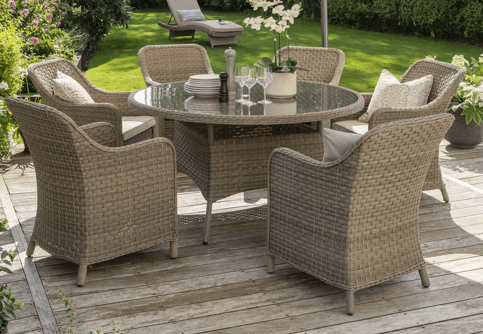 Kettler Garden Furniture - Charlbury Woven 6 Seater Garden Furniture Set