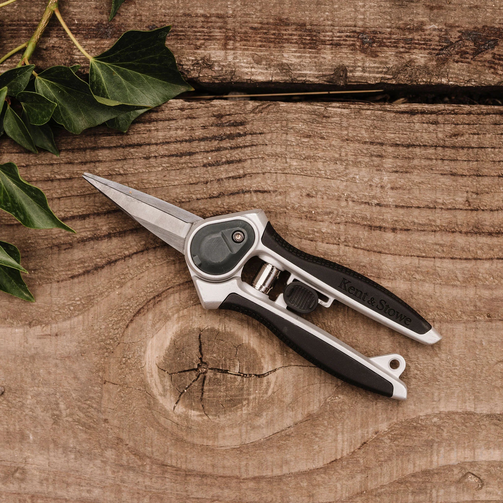 Eversharp Garden Snips by Kent & Stowe