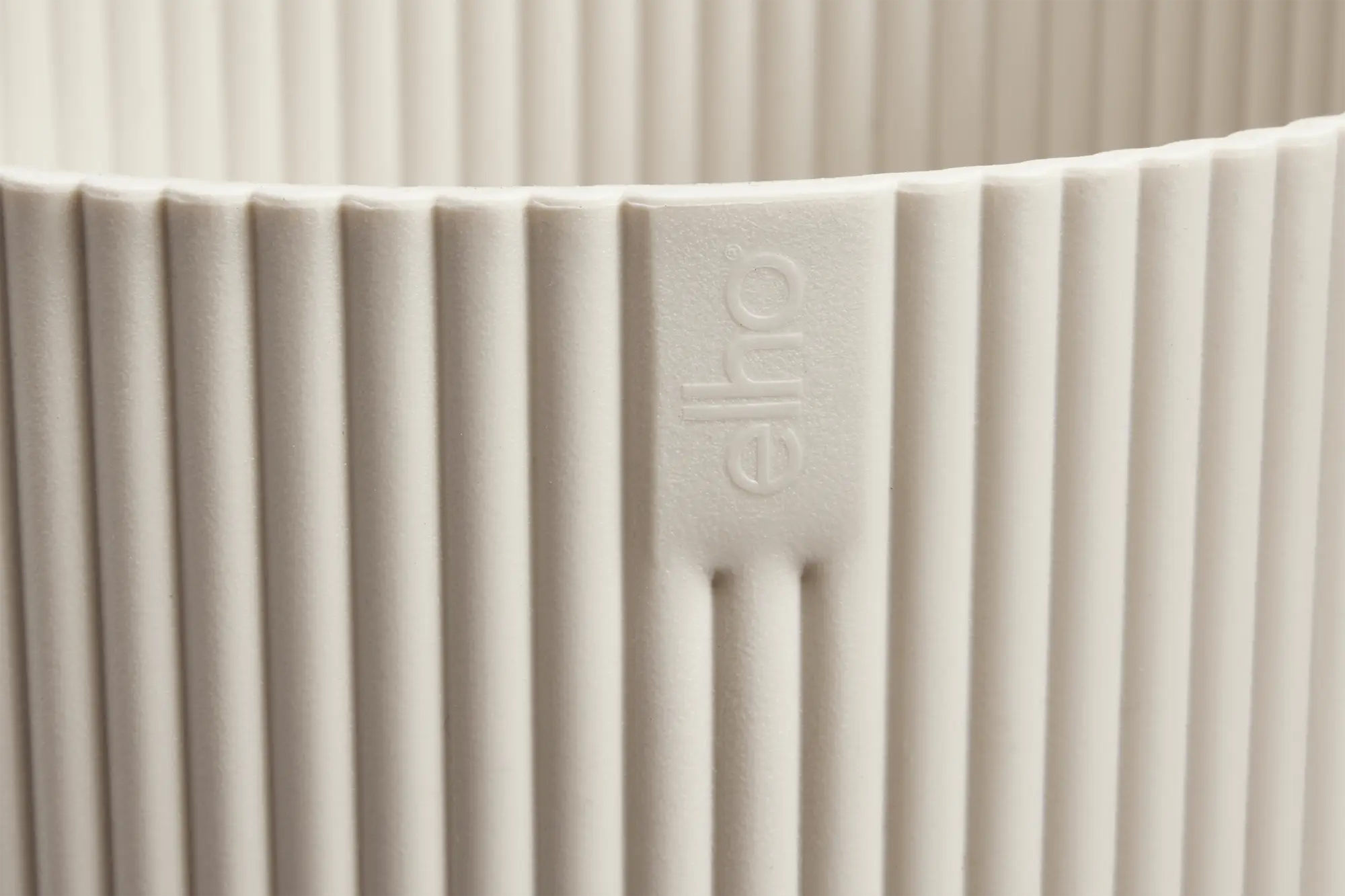 Vibes Fold Round 14cm Linen White Pot by Elho