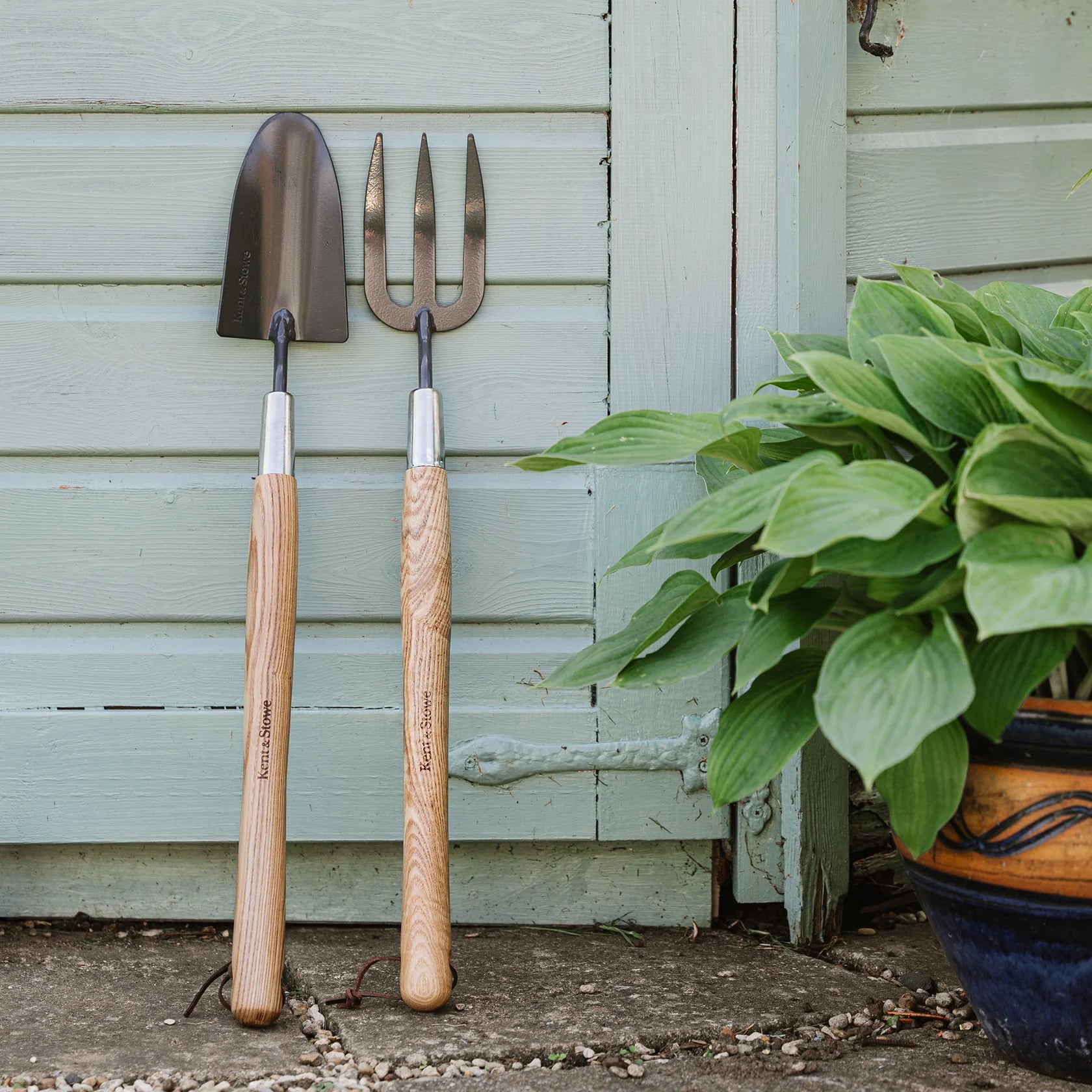 Carbon Steel Border Hand Trowel  by Kent &amp; Stowe