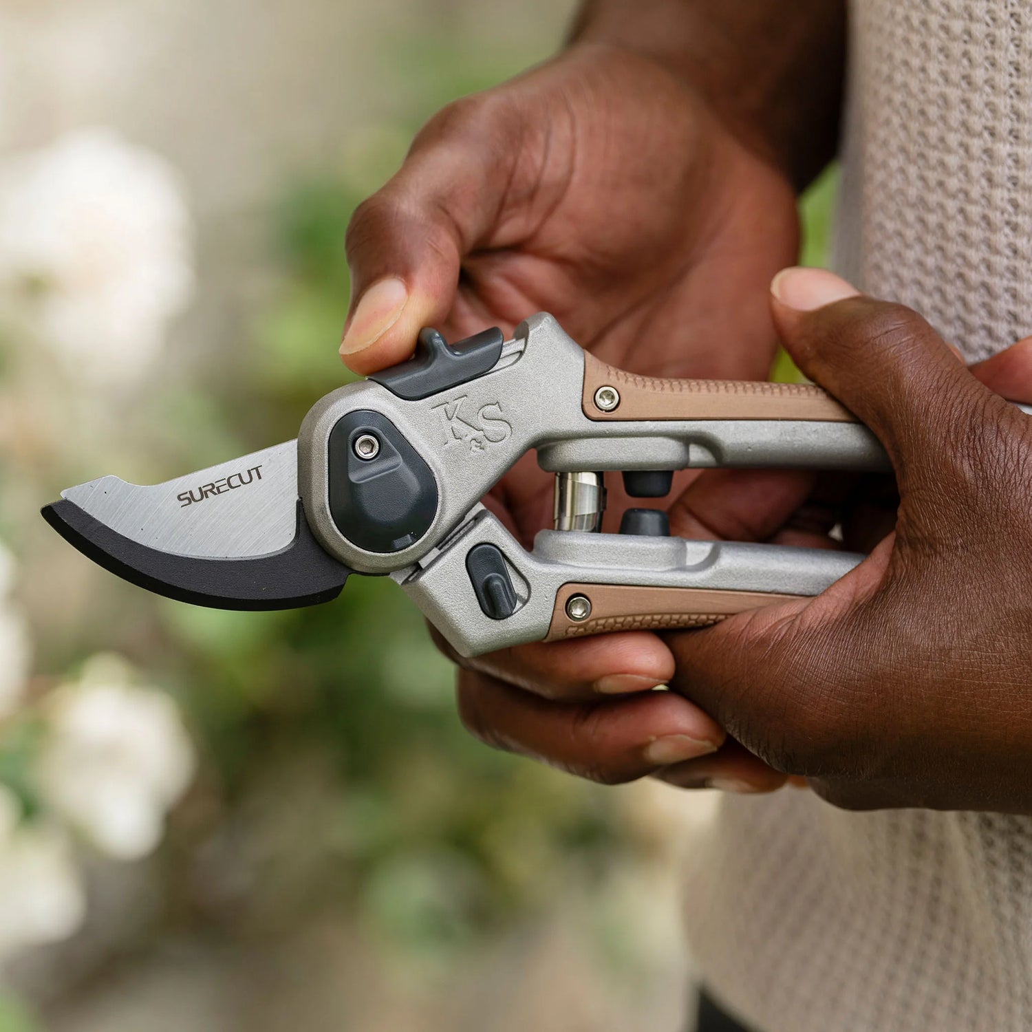 Kent &amp; Stowe SureCut All Purpose Lite Secateurs