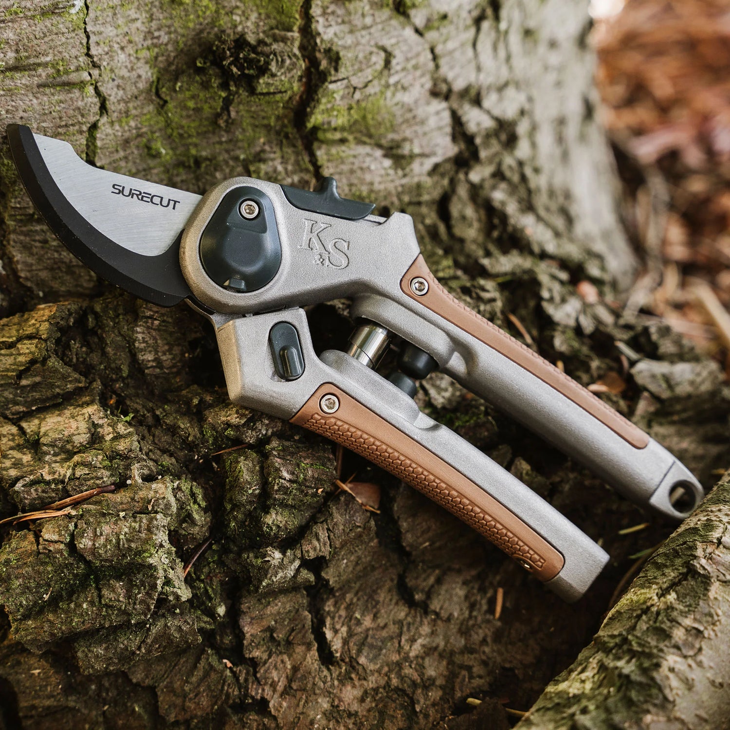Kent &amp; Stowe SureCut All Purpose Lite Secateurs