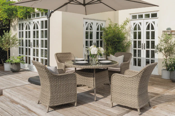 Kettler Garden Furniture - Charlbury 4 Seater Dining Set with Parasol
